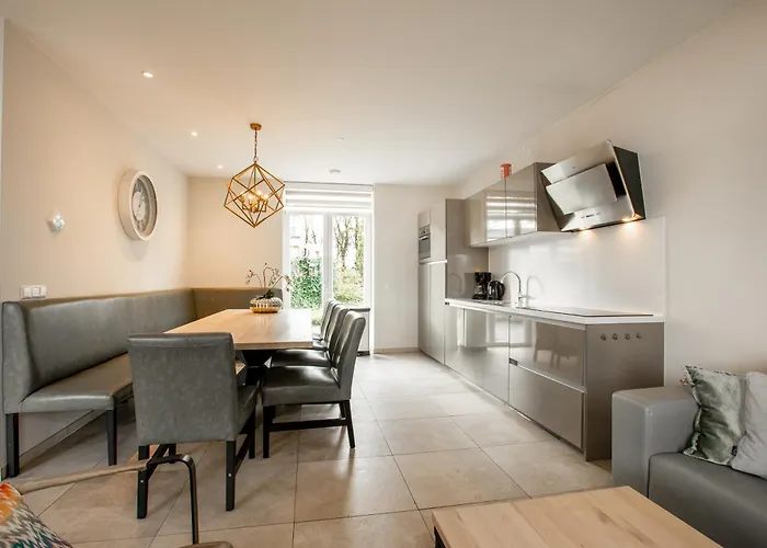 Group Accommodation 123